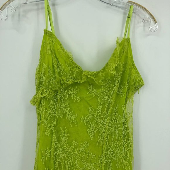 Urban Outfitters Green Sleeveless Maxi Dress | Perfect for Any Occasion - Picture 4 of 7